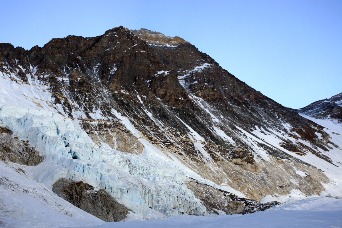 Everest above camp 2